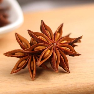 Anis étoilé frais et séché du Vietnam, qualité supérieure, prix usine, vente en gros à prix avantageux - Product Image 3