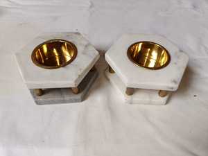 Brûleur d'encens hexagonal en marbre blanc avec insert en laiton, support d'aromathérapie, utilisation toute saison, prix avantageux, vente en gros - Product Image 1