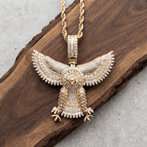 Colgante de Plata de Ley 925 Personalizado con Diseño de Águila Hip Hop y Moissanita, Fabricante Mayorista de Joyería - Product Image 1