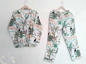 Pijama de Algodón Hecho a Mano en India con Estampado Floral, Lujoso para Primavera, Verano y Otoño, Traje de Dormir Casual y Elegante para la Mañana y la Noche - Product Image 2