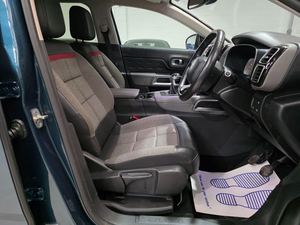 Citroën C5 Aircross 1.2 Puretech Flair Blue SUV d'occasion, modèle 2020, intérieur et extérieur propres - Product Image 2