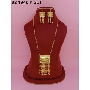 Ensemble collier et boucles d'oreilles plaqués or pour femmes, style koweïtien, collier et boucles d'oreilles arabes traditionnels, ensemble traditionnel des Émirats arabes unis - Product Image 4