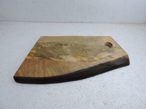 Planche à découper en bois avec poignée, finition naturelle, forme rectangulaire, planche de cuisine monobloc - Product Image 4