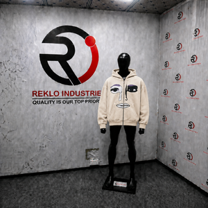 Sweat à capuche zippé personnalisé beige avec motif artistique, coupe oversize, style streetwear, unisexe, décontracté, mode urbaine - Product Image 3