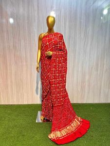 Sari Bandhani de Seda Gaji Pura Hecho a Mano con Patrón Ghatchola, Diseño Moderno para Fiestas, Bodas y Diwali - Product Image 4