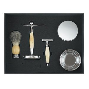 Kit de rasoir de sécurité Prestige à lame unique, brosse à raser en poils de blaireau pur, manche en bois, pour le visage/le corps/le maillot, support de rasage inclus - Product Image 1
