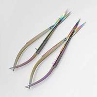 Ciseaux à cuticules professionnels Kaamir Instruments en acier inoxydable à lame courbée, à ressort, pour droitiers, pointe affûtée, coupe de précision