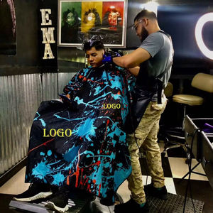 Cape de coiffure IKZARSA - Résistante à l'eau - Taille réglable - Polyester confortable - Utilisation en salon - 140x160cm - Cape de barbier - Product Image 6