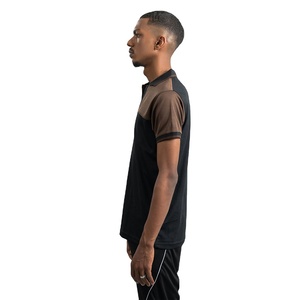 Logo personnalisé T-shirts polo pour hommes Nouveau design de haute qualité tricots d'été Chemise polo à manches courtes pour hommes - Product Image 3