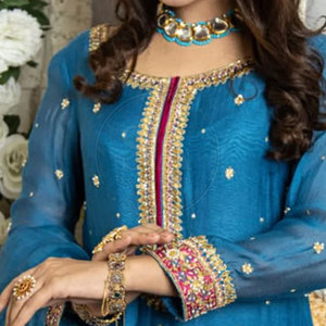 Costume de luxe de style designer, 3 pièces, brodé, avec dupatta imprimée, prêt à porter, luxe Pret - Product Image 6
