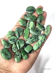 Zoisite verte naturelle, pierres précieuses en vrac, cabochons de formes et tailles variées, environ 20 à 30 mm - Product Image 4