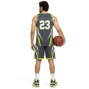 Uniforme de Baloncesto Ligero, Cómodo, Diseño Atlético, Ropa Deportiva Premium para Equipos, Tejido Transpirable de Secado Rápido, OEM - Product Image 4