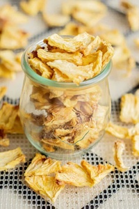 สับปะรดอบแห้งแช่แข็งสีธรรมชาติถุงสับปะรดอบแห้งแช่แข็งขนาด40กรัม - Product Image 4