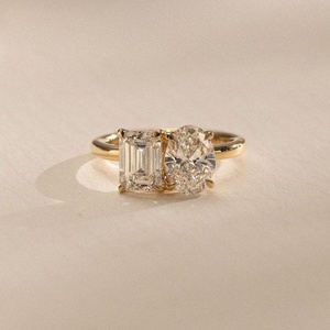 Anillo Toi et Moi Moderno con Diamantes de Corte Redondo y Ovalado de 1.00CT Cada Uno, Cultivados en Laboratorio, Oro Sólido de 14K, para Bodas, Fiestas y Ocasiones Especiales - Product Image 1