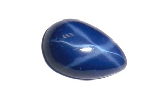 Zafiro Azul Estrella Pera 8x10 mm 5 Quilates, Cabujón Pulido Creado en Laboratorio con Efecto Estrella de 6 Rayos, 5 mm de Altura para Fabricación de Joyas - Product Image 2