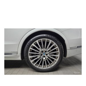 BMW X7 XDrive40i December 2022 7-Seater Excellent Design Automatic Gearbox Rear <b>Camera</b> Leather Seats 25,612 km Left Steering - Product Image 5