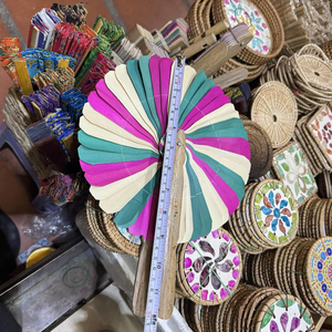 พัดมือทำจากใบมะพร้าวเวียดนาม สำหรับใช้คลายร้อน ตกแต่ง และส่งออกจำนวนมาก - Product Image 1