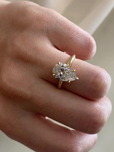Bague solitaire en diamant de laboratoire taille poire 3 carats, certifiée IGI, plaqué or 18 carats, bijou tendance pour anniversaire - Product Image 3