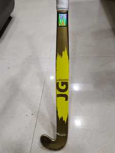 Bâtons de hockey sur gazon en composite pour seniors, légers, équipement sportif, vente en gros, fournisseur de bâtons d'entraînement pour équipes - Product Image 2