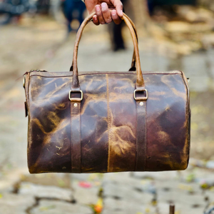 Sac de voyage en cuir pleine fleur de haute qualité avec fermeture éclair - Sac de sport et de fitness de luxe, design écologique, grande capacité - Product Image 1