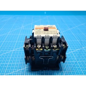 ฟูจิ 4NC1Q0 #   SC-2N[35] คอนแทคเตอร์แม่เหล็กที่ใช้เป็นอะไหล่อุปกรณ์เซมิคอนดักเตอร์รุ่นเก่า - Product Image 5