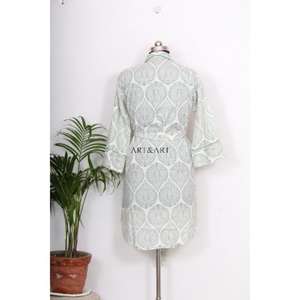 เสื้อคลุมกิโมโนสไตล์โบฮีเมียนสำหรับผู้หญิงอินเดีย ความยาวปานกลาง ผ้าฝ้ายอย่างดี ใช้เป็นชุดนอนได้ มีสายผูกตกแต่งกระดุม ดีไซน์หวานๆ ทรงหลวม - Product Image 6