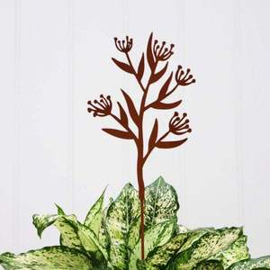 Piquets de jardin uniques en fer et aluminium faits à la main, thème féerique, pour l'aménagement extérieur, ajoutant de la couleur et du charme aux parterres de fleurs et au jardin - Product Image 6