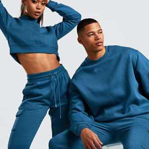 ชุดวอร์มกีฬาผู้ชายพร้อมกางเกงขาสั้น สกรีนโลโก้ตามสั่ง |   ชุดออกกำลังกายระบายอากาศสำหรับฤดูร้อน เหมาะสำหรับการฝึกซ้อมในยิม วิ่ง และฟิตเนส - Product Image 5