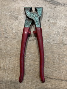 Rust Resistant Farrier Nail <b>Puller</b> Cheapest Rates Customized Laser Printing Efficient Hoof Nail Extraction <b>Tools</b> - Product Image 2