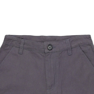 Shorts cargo de haute qualité avec fermeture à boutons et poches, design économique pour garçons, avec possibilité de personnalisation du logo. - Product Image 2
