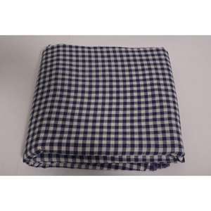 Tissu écologique en coton tissé à la main à carreaux, doux et léger, idéal pour la couture et la confection de robes, provenant du Rajasthan. - Product Image 6