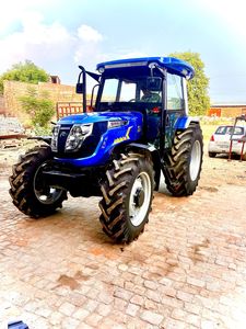 Tractor agrícola fuerte de 70HP con cosechadora, sembradora e implementos de cargador - Product Image 6