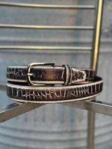 Ceinture en cuir de vachette véritable avec boucle ardillon en fer style western, finition gravée crocodile noir, largeur 3,5 cm, personnalisable, formelle, 120 cm - Product Image 3