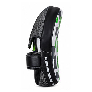 Vente en gros de pads de frappe de boxe personnalisables en cuir, haute qualité, antidérapants, avec sangle de poignet réglable et fermeture auto-agrippante, meilleures ventes - Product Image 2
