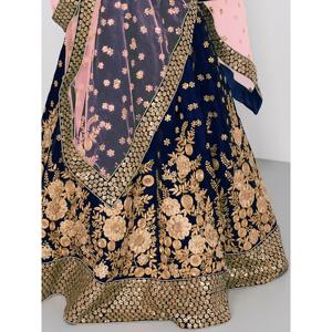 Superbe robe de bal de soirée élégante Lehenga Choli brodée bleu marine - Product Image 2