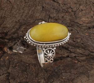 แหวนหยกสีเหลืองธรรมชาติ แหวนเงินแท้ 925 ประดับพลอย แหวนแต่งงานสำหรับผู้หญิงผู้ชาย เครื่องรางเสริมโชคลาภ ขายส่ง - Product Image 3