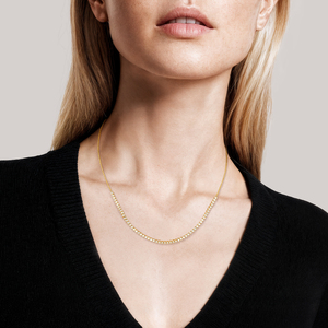 Collar de Oro con Colgante de Hoja Esculpida y Diamantes - Product Image 6