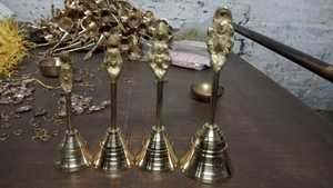 Campanas de Latón Hechas a Mano con Asas, Campanas Decorativas Colgantes para Templos, Decoración del Hogar, Suministro al por Mayor OEM, Exportación de la India - Product Image 3