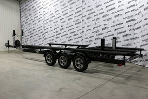 GRAN OFERTA Nuevo Remolque para Pontón RIC-HEL-IEU 2023 de 27 a 28 pies con 3 quillas y 1 AÑO DE GARANTÍA - Product Image 2