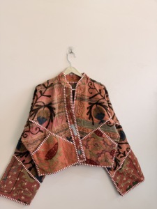 Lote Surtido de Chaquetas Kantha Suzani, Abrigo Vintage Boho, Talla Única, Artículo Hecho a Mano - Product Image 5