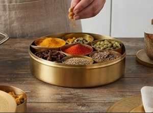 Boîte de rangement ronde artisanale dorée avec couvercle décoratif, style bohème, récipient en métal pour la cuisine, design anti-poussière - Product Image 3