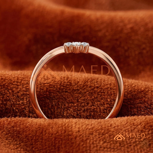 แหวนแต่งงานรูปตัววีประดับมอสซาไนต์ทรงลูกแพร์ ดีไซน์โรแมนติก ชุบทองคำขาว 18K สำหรับผู้หญิง ระยิบระยับ - Product Image 2