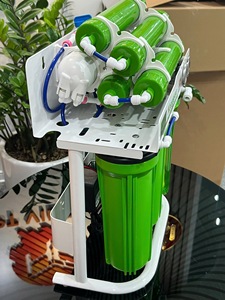 Purificateur d'eau RO 7 étapes sous évier à 2 jauges avec support pour usage domestique - Product Image 3