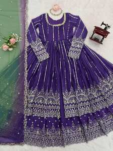 Nouveauté : Pishwas de soirée pour femmes avec broderies, costumes Anarkali indiens et pakistanais de soirée par Sterling Creation - Product Image 5