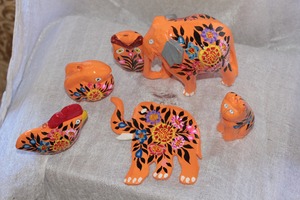 G.M.DEHQANI and SONS Adornos Navideños Colgantes de Papel Maché Hechos a Mano, Ecológicos y de Lujo, Diseños Surtidos - Product Image 3