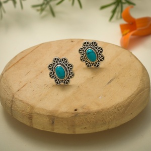 Boucles d'oreilles clous vintage bohèmes turquoise à motif floral en argent sterling 925, bijoux pour femmes, distributeur en gros - Product Image 4