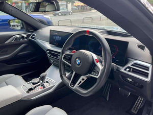 BMW M4 3.0 d'occasion 2024, atmosphérique, Competition, Steptronic, M XDrive, 5 portes, cuir foncé, conduite à gauche/droite - Product Image 2