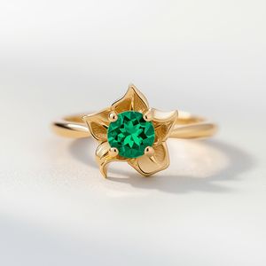 Bague de mariage et de fête en or massif 10K plaqué rhodium, motif floral émeraude, design classique léger et luxueux, bijoux fins OEM/ODM - Product Image 2