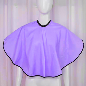 Capes de Coiffure Courtes de Haute Qualité pour Barbiers et Salons, Cape de Coupe de Cheveux Personnalisable avec Logo, Fournisseur ODM en Gros, Nouveau Design 2026 - Product Image 2