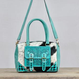 Bolsa de Viaje de Cuero de Lujo con Panel de Piel de Vaca, Diseño a Cuadros, Cierre de Cremallera, Color Verde Azulado, Estilo Casual - Product Image 1
